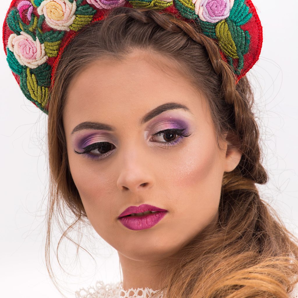 Un portret ce denota o conversatie profunda intre model, camera si privitor